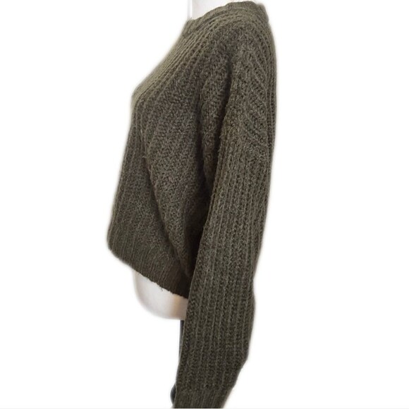 American Eagle cable knit slightly cropped sweater, deep olive green, M - Picture 2 of 11